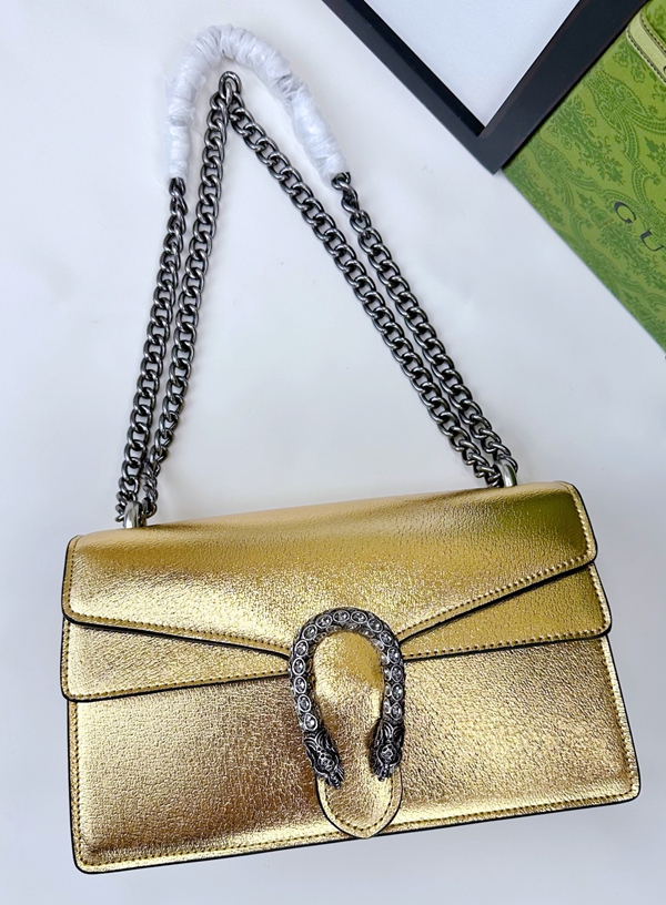 激安グッチバッグコピー角部分ディテール